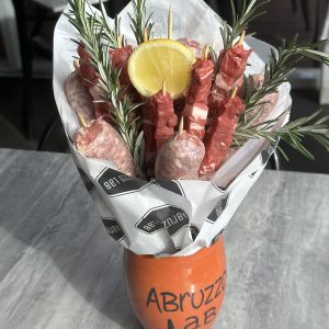Abruzzo Lab bouquet
